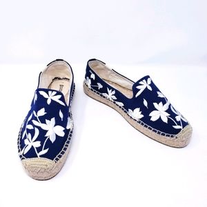 SOLUDOS| Shiloh Floral Embroidered Espadrilles